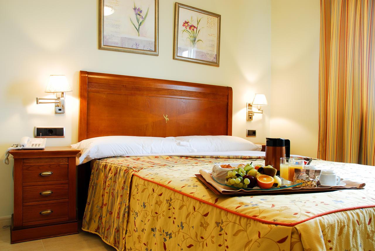 Daniya Denia Spa & Business 4* Exterior foto