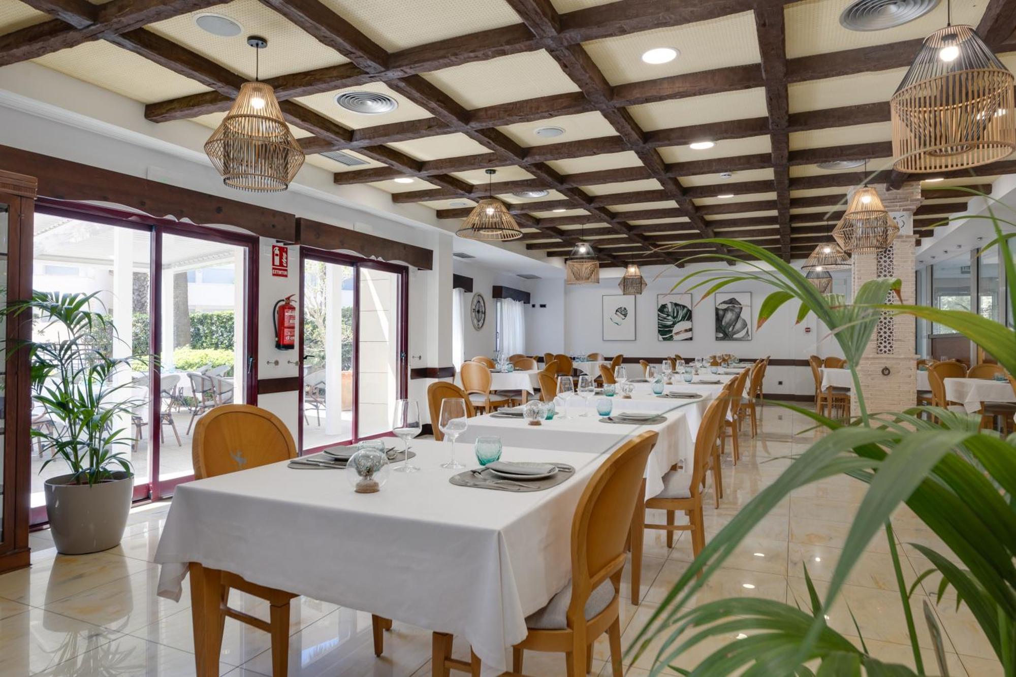 Daniya Denia Spa & Business 4* Exterior foto