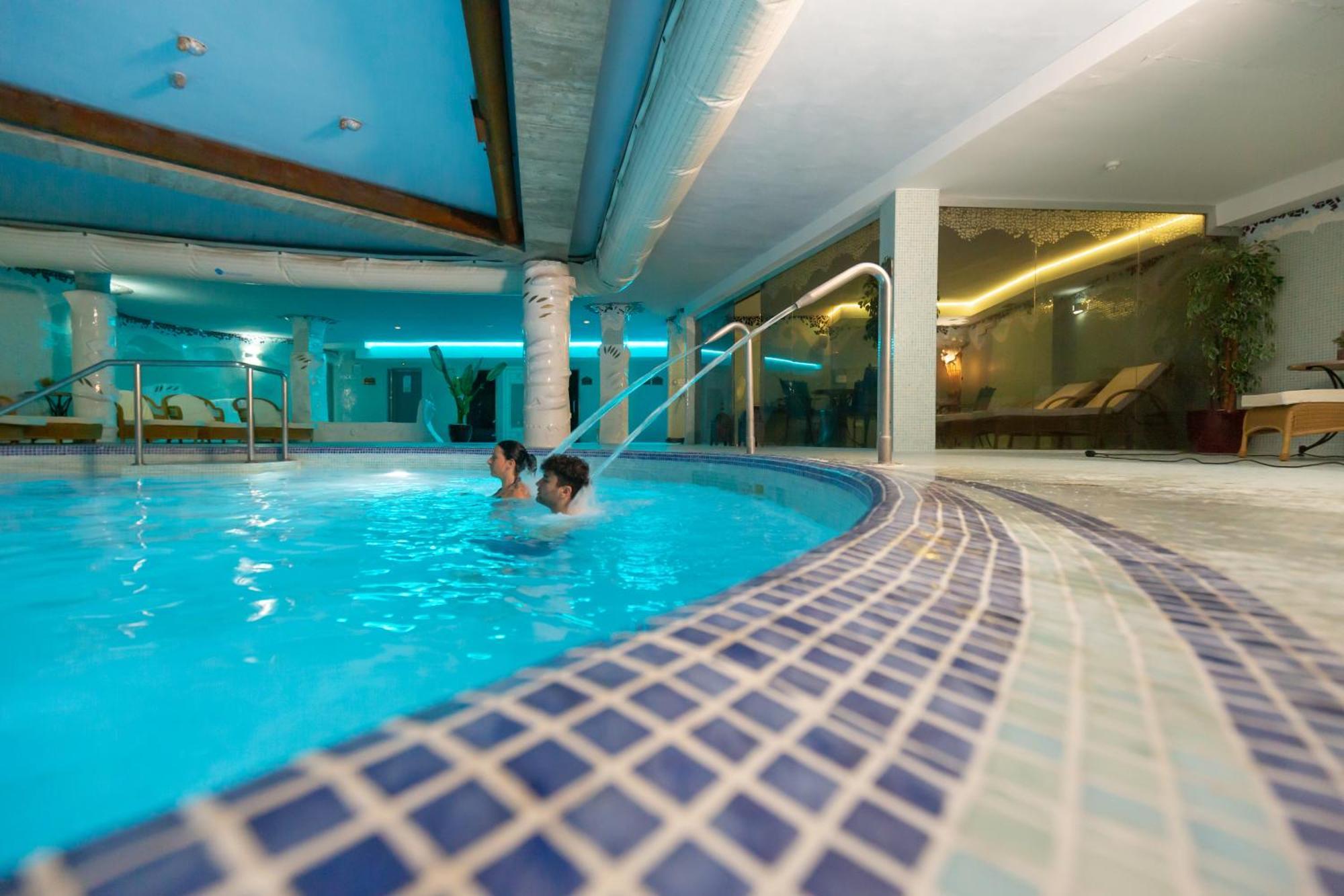 Daniya Denia Spa & Business 4* Exterior foto